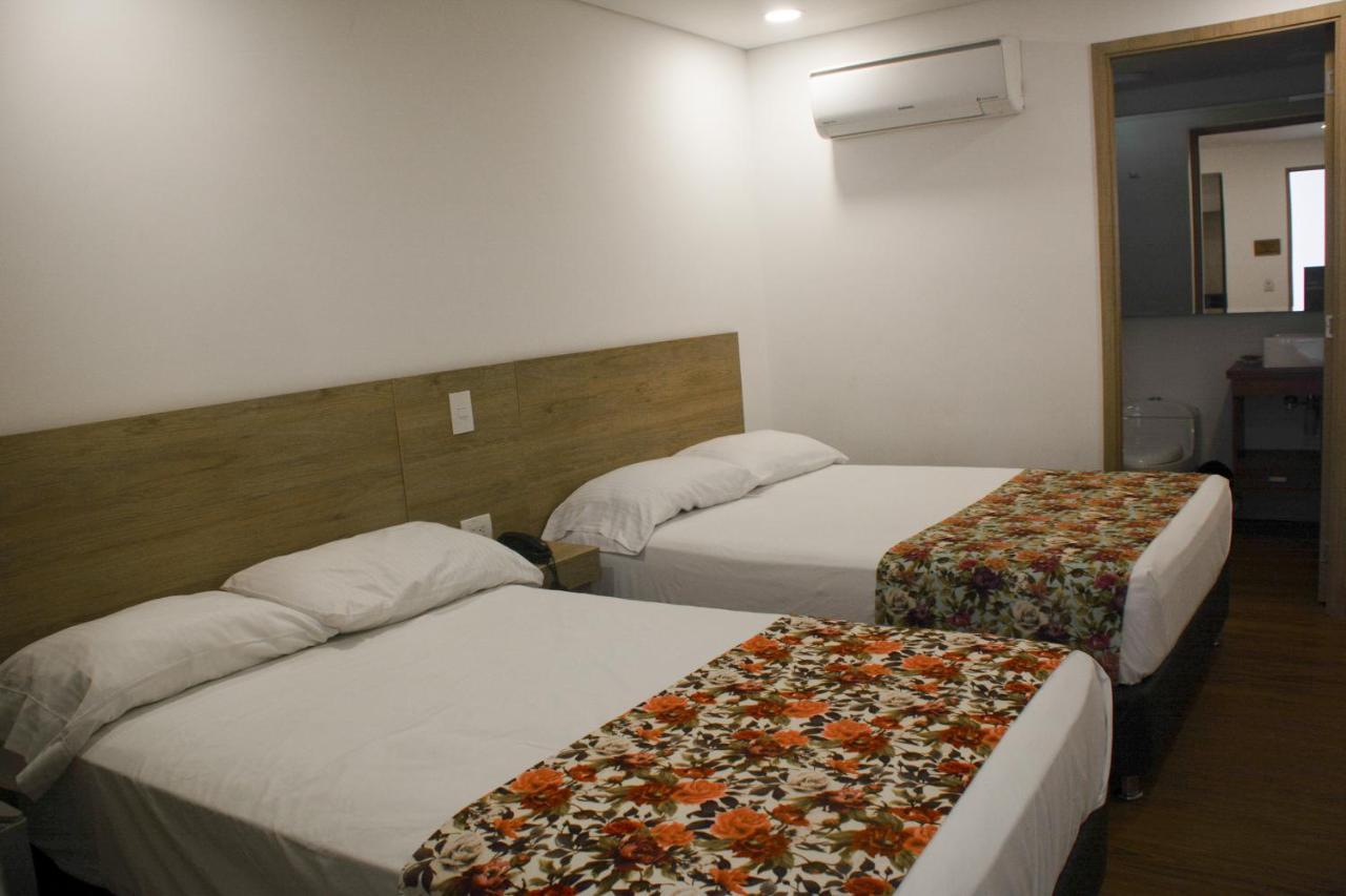 מדיין Hotel Poma Rosa מראה חיצוני תמונה
